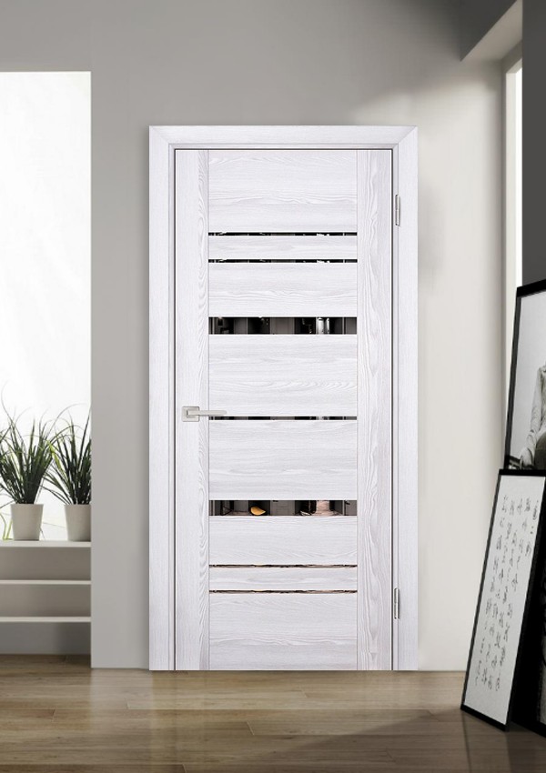 dveri mezhkomnatnyie dveri ekoshpon pvh model psk 2 rivera ays zerkalo tonirovannoe stil hay tek 02 Межкомнатная дверь модели PSK-2 изготавливается с применением бескромочной технологии. Покрытие - НАНОТЕКС с ярко выраженным рисунком фактуры натурального дерева, стойчивое к механическому воздействию и солнечным лучам, не боится влаги. В полотнах используются двойные стекла LACOBEL или зеркальные тонированные вставки, что визуально увеличивает пространство и делает дизайн интерьера более необычным. <a href="#opisglav">Подробнее</a>