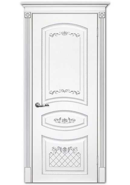 Межкомнатные двери модель Смальта 05 Белый ral 9003 патина серебро